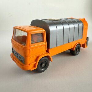 Vintage Wiking Kuka Plastic Garbage Refuse Truck Toy Model
